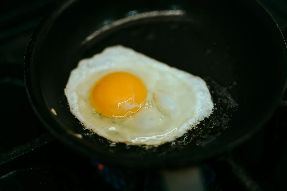 How to Cook Eggs in Stainless Steel Without Sticking