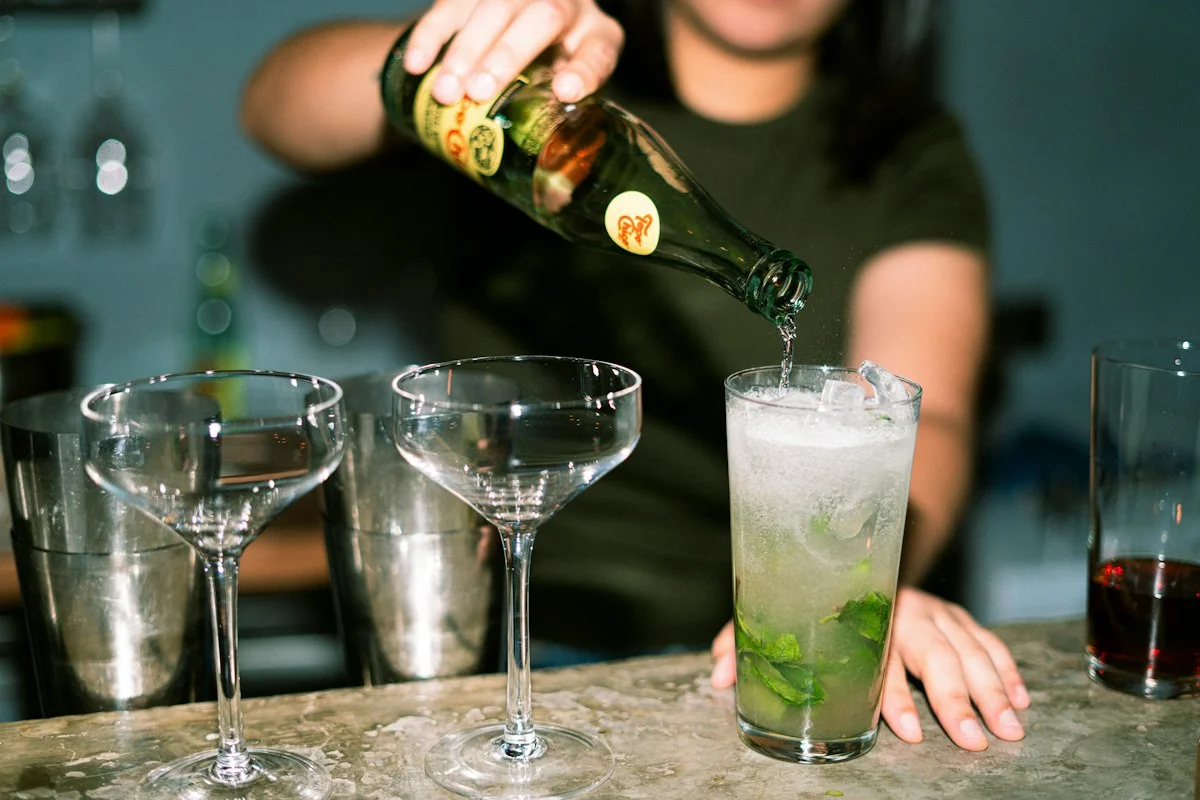 How Much Ice to Use in a Cocktail Shaker for Proper Chilling and Dilution