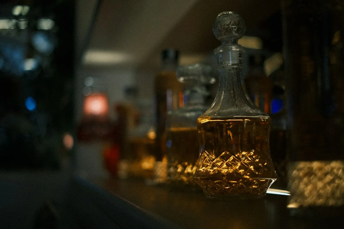 Whiskey Decanter vs Bottle: Should You Store Whiskey in a Decanter?