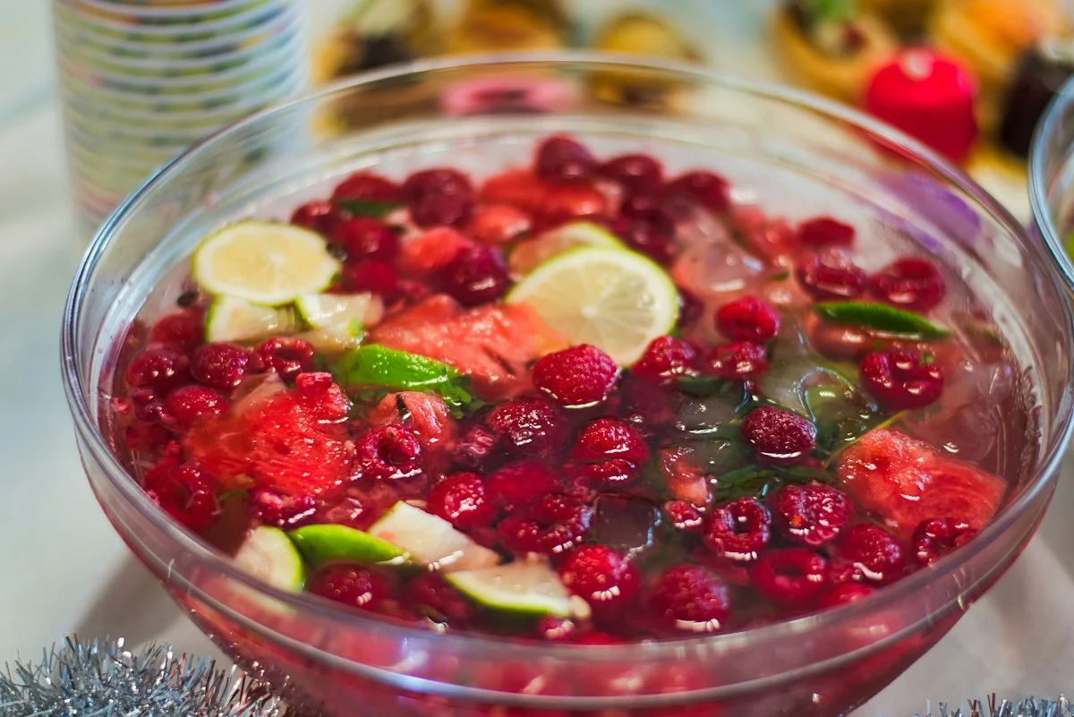 How to Make an Ice Ring for Punch: A Simple Guide That Keeps Party Drinks Cold