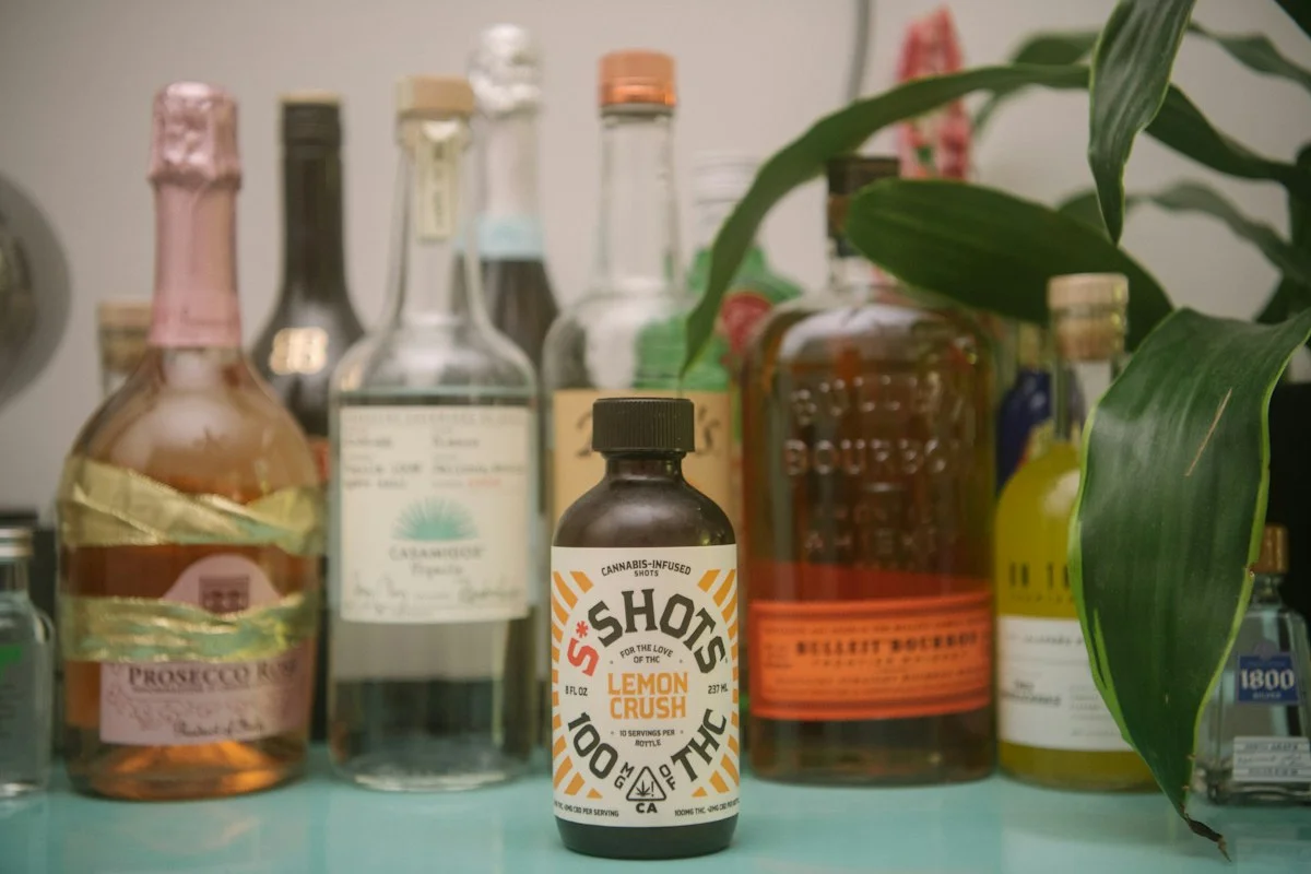 How to Make a Drinking Shrub: Fruit, Vinegar, Sugar, and Cocktail Ratios