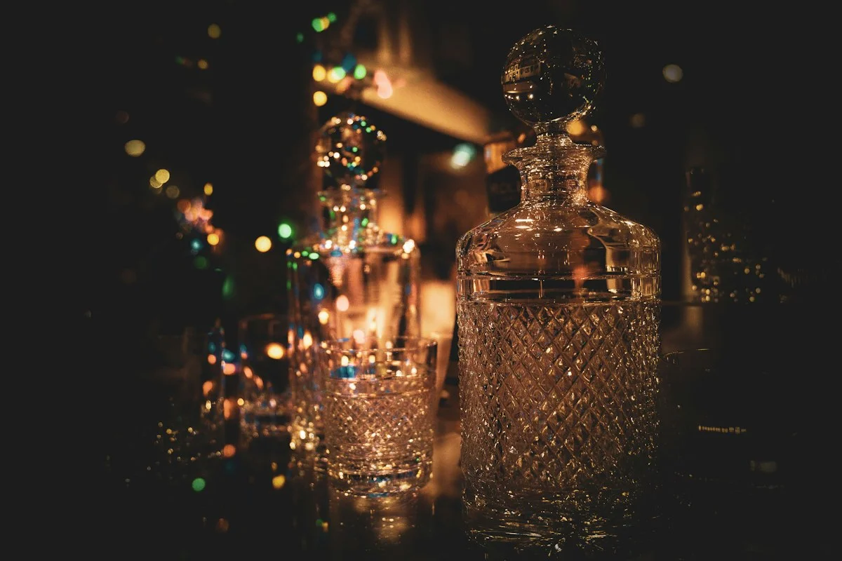 Lead Crystal vs Crystal Glass: What’s the Difference and How Should You Use Each?